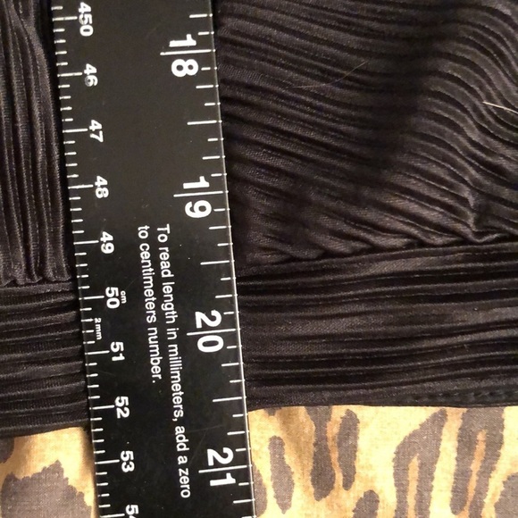 Zara size large sexy black top with a low V cut open back raglan long sleeve - Picture 8 of 13